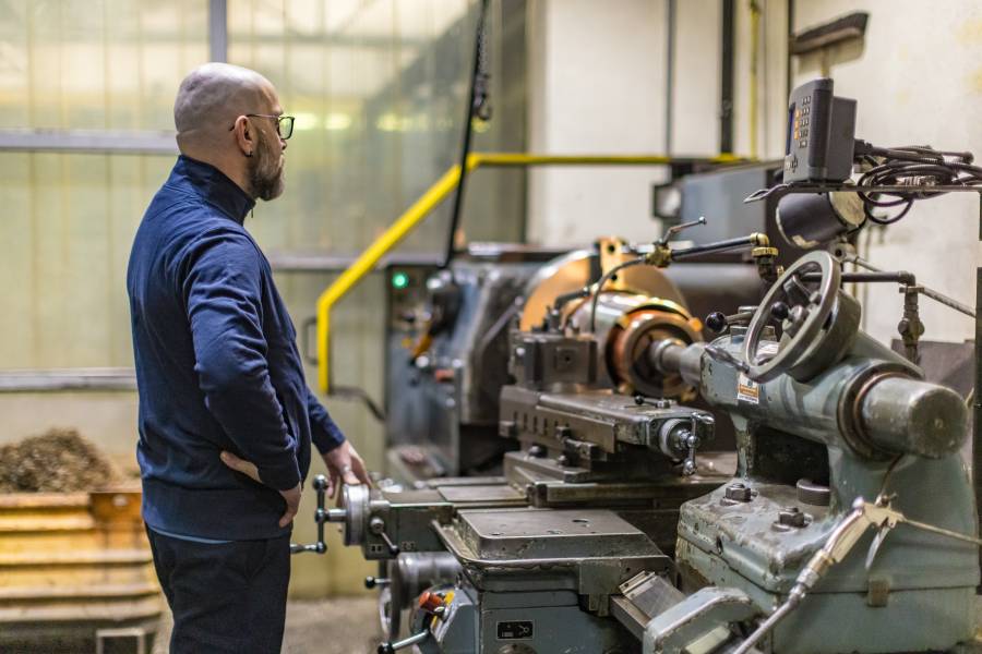 Fachkraft im Bereich Galvanik/Elektrochemie (m/w/d) Fachkraft im Bereich Galvanik/Elektrochemie (m/w/d)